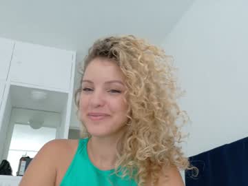 Foto porno Ganduri murdare cu theislandgirl pe KUR.ro