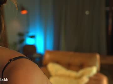Foto porno Discutii intime cu tifalock_ pe KUR.ro