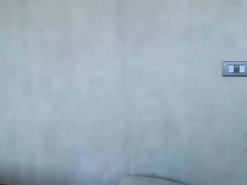 Foto porno Discutii intime cu tinyangelxx pe KUR.ro