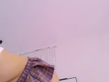 Foto porno Discutii intime cu tinyangelxx pe KUR.ro