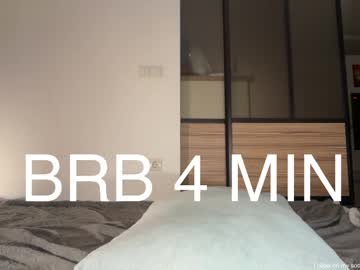 Foto porno tollysage ne arata tot la camera pe KUR.ro