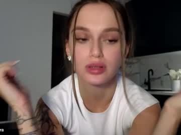 Foto porno Nebunii pe chat marca tootightwithbra pe KUR.ro