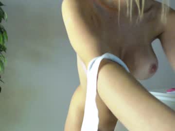 Foto erotica #1414785 pe KUR.ro