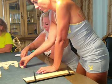 Foto porno tunderose descoperita pe video chat pe KUR.ro