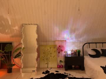 Foto porno Nebunii pe chat marca uwunikaa pe KUR.ro