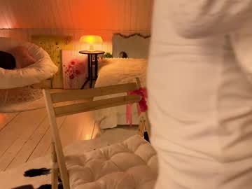 Foto porno Nebunii pe chat marca uwunikaa pe KUR.ro