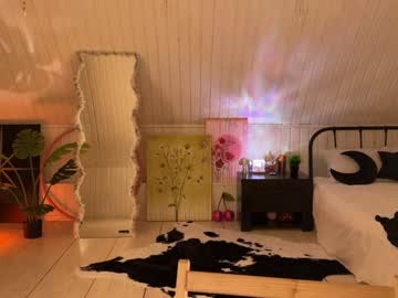 Foto porno Nebunii pe chat marca uwunikaa pe KUR.ro