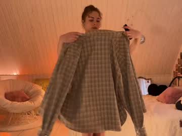 Foto porno Nebunii pe chat marca uwunikaa pe KUR.ro