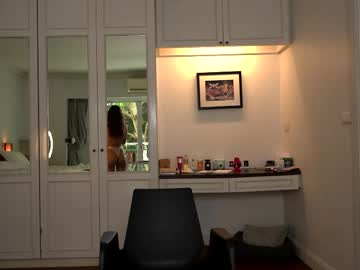 Foto porno Sex online cu valerieh pe KUR.ro
