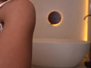 Foto porno Sex online cu valerieh pe KUR.ro