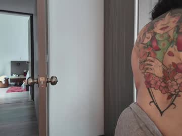 Foto porno Discutii intime cu vanandjuani pe KUR.ro