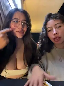 Foto porno vaneelee vrea sex pe StripChat pe KUR.ro