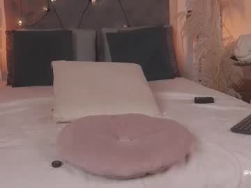 Foto porno victoria__rossi se dezbraca la web pe Chaturbate pe KUR.ro