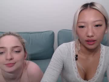 Foto porno Discutii intime cu vivianwinters pe KUR.ro