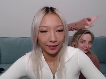 Foto porno Discutii intime cu vivianwinters pe KUR.ro