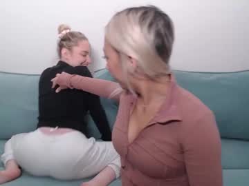 Foto porno Discutii intime cu vivianwinters pe KUR.ro