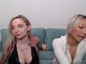 Foto porno Discutii intime cu vivianwinters pe KUR.ro