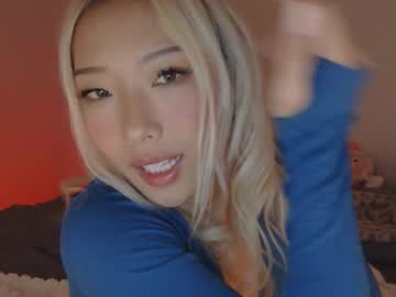 Foto porno Discutii intime cu vivianwinters pe KUR.ro