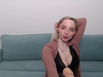 Foto porno Discutii intime cu vivianwinters pe KUR.ro