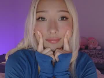 Foto porno Discutii intime cu vivianwinters pe KUR.ro