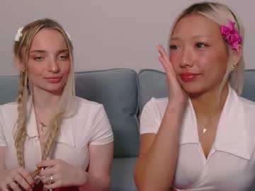 Foto porno Discutii intime cu vivianwinters pe KUR.ro