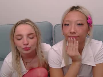 Foto porno Discutii intime cu vivianwinters pe KUR.ro