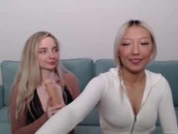 Foto porno Discutii intime cu vivianwinters pe KUR.ro