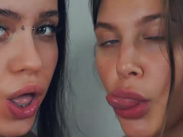 Foto porno Ce sexy este vivid_girls pe KUR.ro