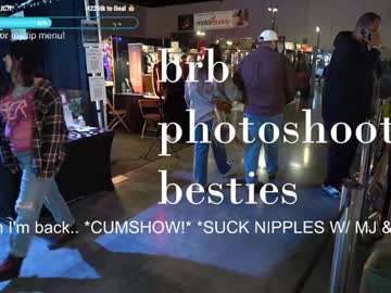 Foto porno vivid_whit ne arata tot la camera pe KUR.ro