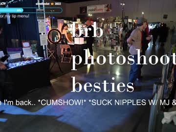 Foto porno vivid_whit ne arata tot la camera pe KUR.ro