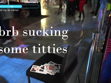 Foto porno vivid_whit ne arata tot la camera pe KUR.ro