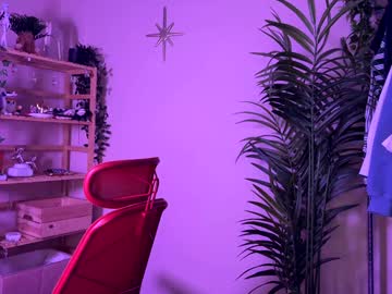 Foto porno Ce sexy este vixenp pe KUR.ro