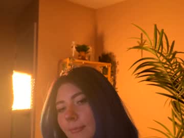 Foto porno Ce sexy este vixenp pe KUR.ro