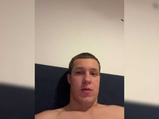 Foto porno Fantezii cu vladislav13mayeer pe BongaCams pe KUR.ro