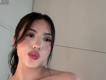 Foto porno Sex online cu wasianbby pe KUR.ro