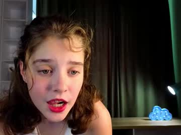 Foto porno wilonebendell descoperita pe video chat pe KUR.ro