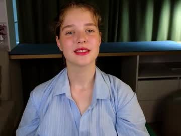 Foto porno wilonebendell descoperita pe video chat pe KUR.ro