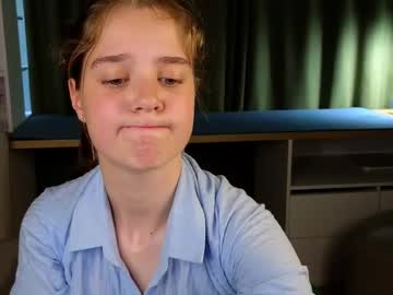 Foto porno wilonebendell descoperita pe video chat pe KUR.ro