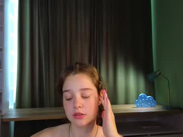 Foto porno wilonebendell descoperita pe video chat pe KUR.ro