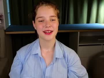 Foto porno wilonebendell descoperita pe video chat pe KUR.ro