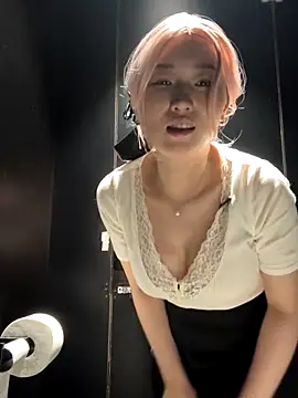 Foto porno winter11 vrea sex pe StripChat pe KUR.ro