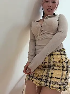 Foto porno winter11 se dezbraca la web pe StripChat pe KUR.ro