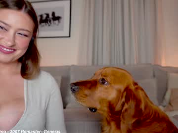 Foto porno x_lily_x se dezbraca la web pe Chaturbate pe KUR.ro