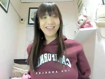 Foto porno xdreamangel ne arata tot la camera pe KUR.ro