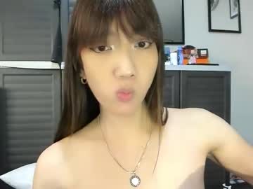 Foto porno xdreamangel ne arata tot la camera pe KUR.ro