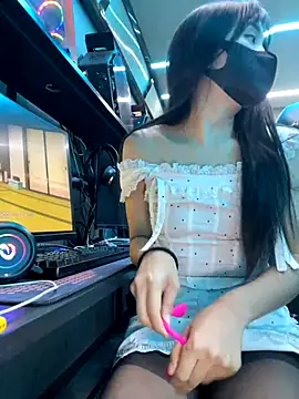 Foto porno Ce sexy este xiao-Lin pe KUR.ro