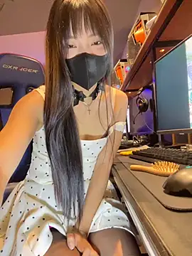 Foto porno Ce sexy este xiao-Lin pe KUR.ro