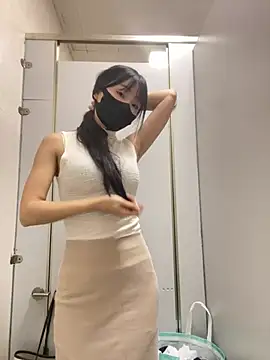 Foto porno Nebunii pe chat marca xiao-Lin pe KUR.ro