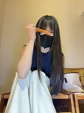 Foto porno Nebunii pe chat marca xiao-Lin pe KUR.ro