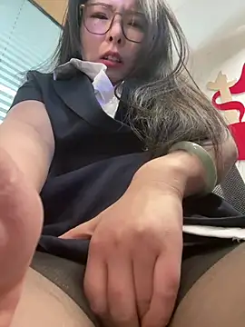 Foto porno Ce sexy este xixiya888 pe KUR.ro